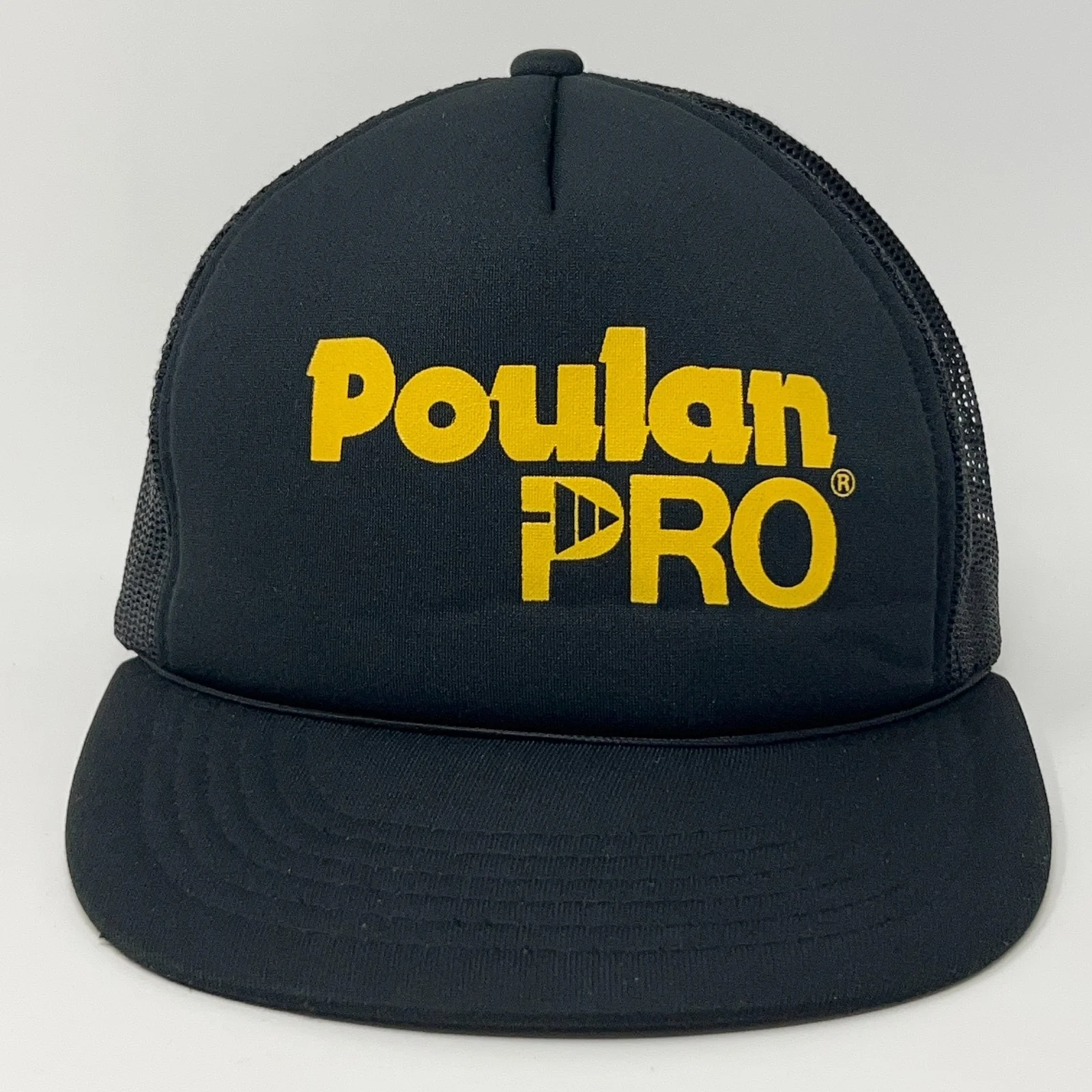 Vintage & Streetwear Accessories: Hats, Bags, Jewelry & More